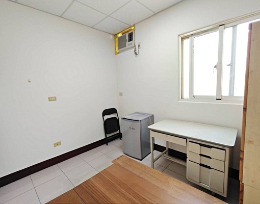 竹科溫馨套房、室內機車位、公共晒衣場 - Image 2