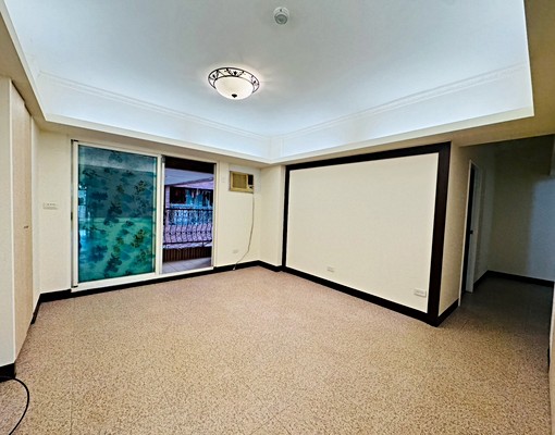 大業路二段🔥分租獨立套房🌟全新傢俱、附電視、冰箱、冷氣 - Image 3