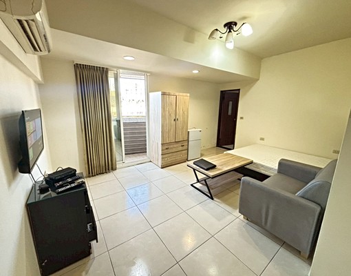 近市府/火車站舒適電梯套房~可租補可貓貓 - Image 1