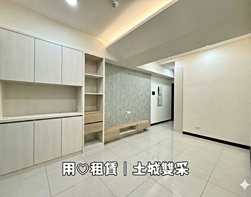 近捷運可租補❥拎包入住❥世界花園獨立廚房邊間三房車 - Image 1