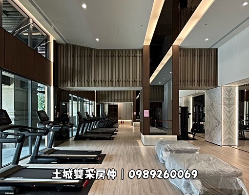 近捷運可租補❥拎包入住❥世界花園獨立廚房邊間三房車 - Image 14