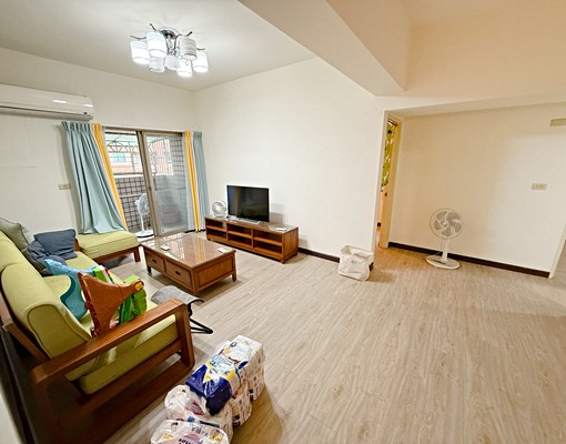 可租補✨中正國中正對面✨三房有車位✨世紀金城 - Image 3