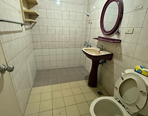 客廳、房間採光好,寬大明亮,格局方正 - Image 13