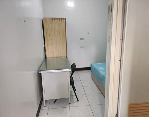 近頂湖工業區.... - Image 3