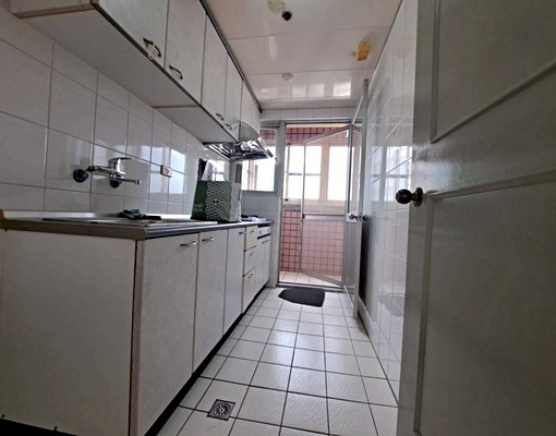 汐止火車站仁愛路日出花園3房廳2衛2陽台可租補 - Image 4