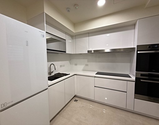 中科『寶輝國際莊園』三房雙平車/全新裝潢/傢俱全配/可報稅 - Image 6