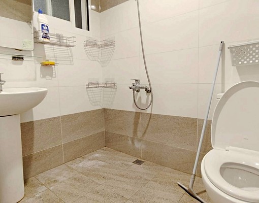 板橋❣️免爬高獨立陽台洗曬~台電包水~交通便捷採光通風可炊 - Image 5