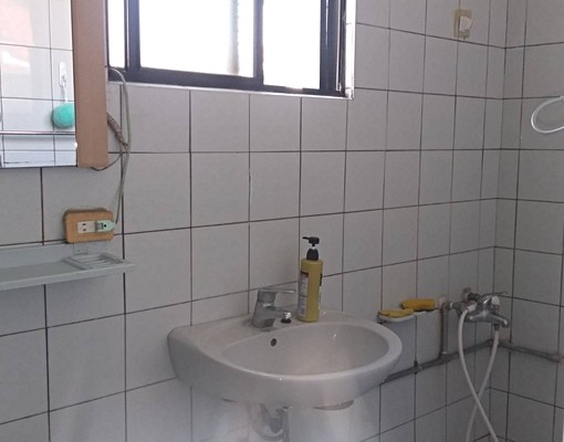 中山東路一段透天整層2個房間出租 - Image 7