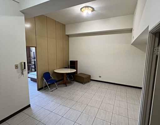 南區大四房✨稀有A案⭐公園苑全配❤️家庭客優質來談❤️租補可 - Image 4