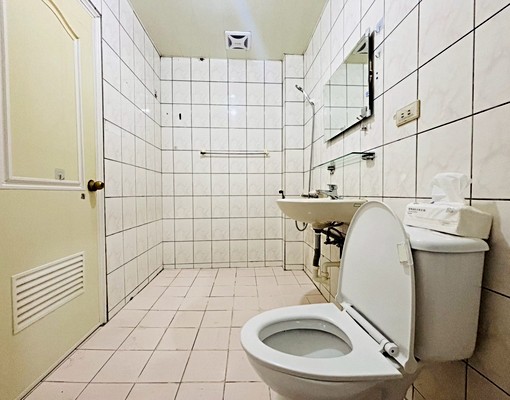 區公所🚄免爬高獨洗曬🌟採光通風🌟可戶籍生活機能好🌟 - Image 14