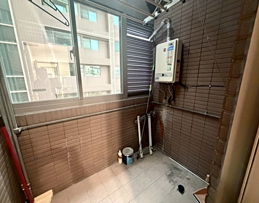 五妃街精緻裝潢家電俱全兩房含管理費 - Image 13