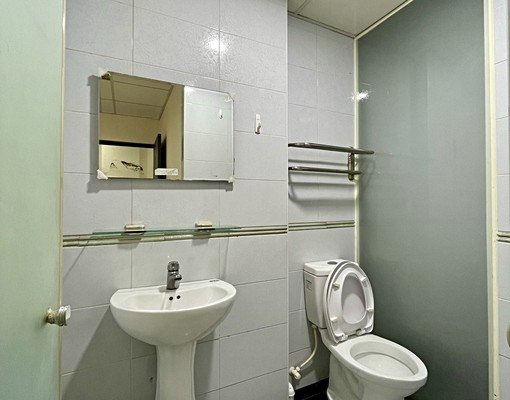 興大正門口🔥雙租補子母車飲水機🔥一層3戶🛵機車超好停 - Image 5