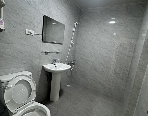 全新裝潢/可租補 - Image 8