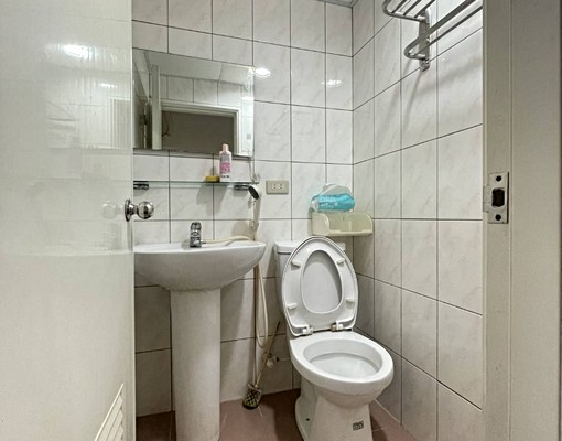 仁政街低樓層2樓出租套房 - Image 4