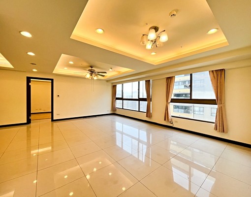 遠雄京都面中庭大空間三房-北大一姐(怡潔) - Image 4