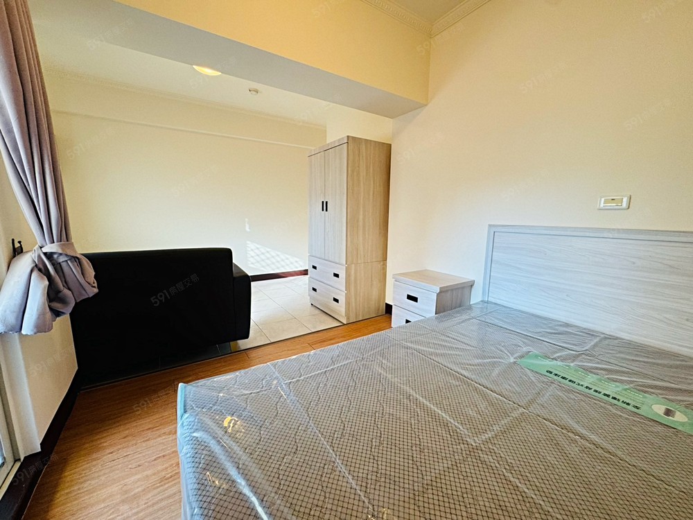 2C套房13000元, 獨立陽台