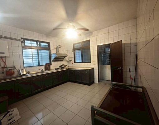 中華街公寓三樓 - Image 7