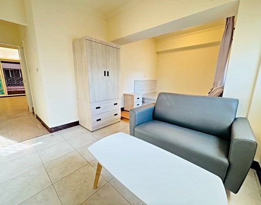 大業路二段🔥分租獨立套房🌟全新傢俱、附電視、冰箱、冷氣 - Image 2