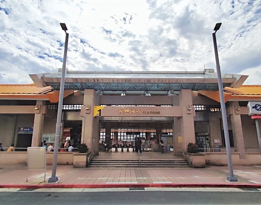 【山妍疊翠】電梯有陽台獨立大套房 - Image 13