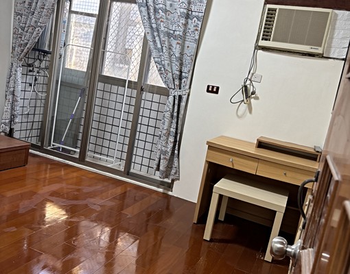 30秒到東海全家、全新整廁所、含垃圾子車、 - Image 1