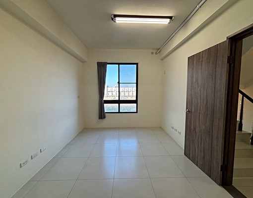 租-沙鹿皇家左岸雙車位別墅 - Image 7