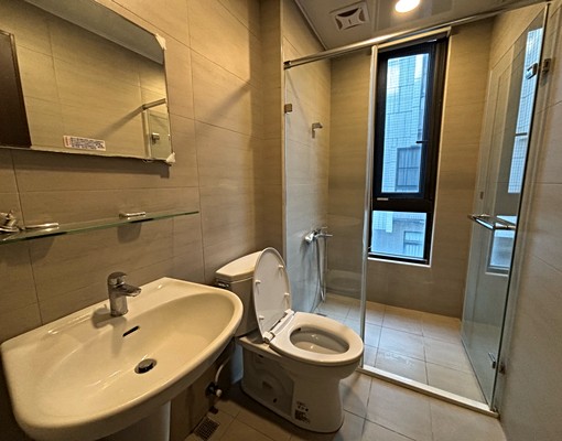 租-沙鹿皇家左岸雙車位別墅 - Image 11