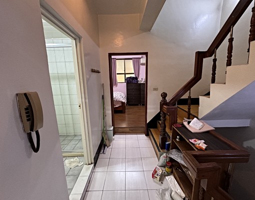 (租)小港桂林商圈獨立車庫4樓透天 - Image 10