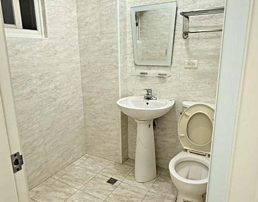 金山街後段獨立洗衣機陽台美套房~台電均價 - Image 7