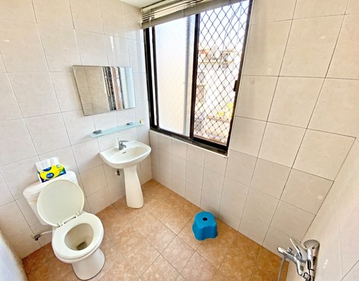 文心西屯櫻花捷運站旁大套房衛浴開窗 - Image 11