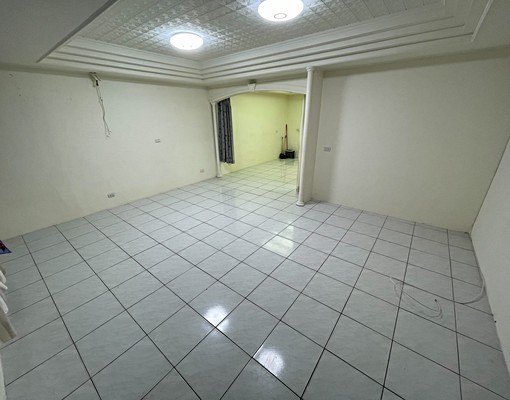 ★近捷運三民高中站★中正路★可寵可炊★租補可談★ - Image 2