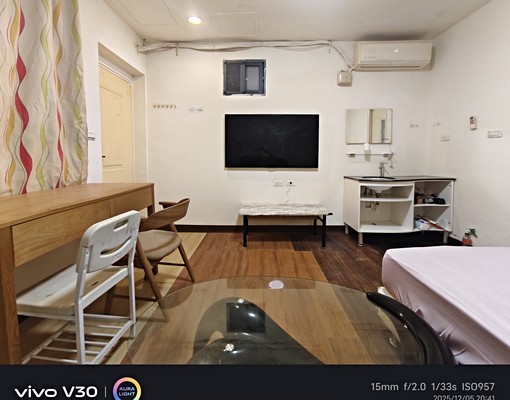 汐止火車站附近,一樓套房出租. - Image 1