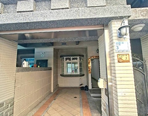 縣民公園輕齡車墅租賃 - Image 1