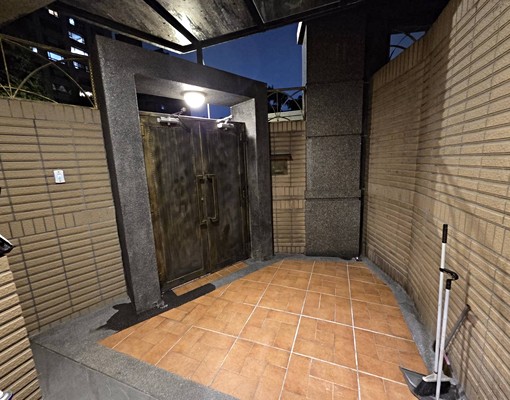 再興旁1房車位 - Image 7