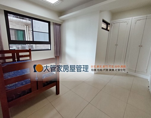 租屋況極新.附家電具.平車位 - Image 9