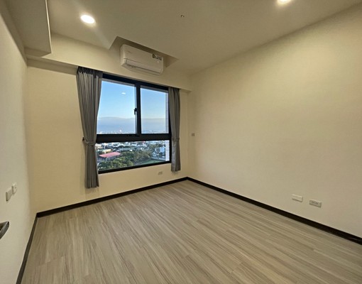 免仲介可補助/近忠貞市場超大露台戶絕美景觀3房車 - Image 3