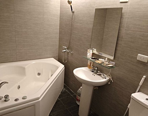 高雄火車站八德一路 - Image 7