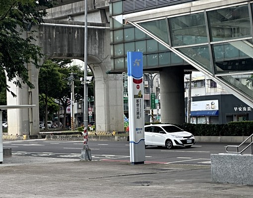 🏡租房也能擁有詩意!極簡美學,打造城市中的心靈綠洲🌱 - Image 16