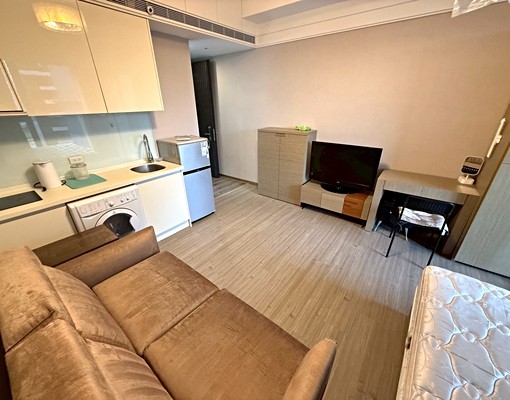 松山🏠高樓層景觀/採光通風/洗脫烘傢俱齊全/包裹垃圾代收 - Image 5