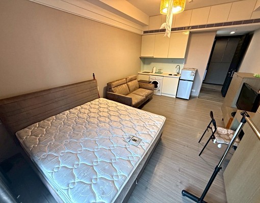 松山🏠高樓層景觀/採光通風/洗脫烘傢俱齊全/包裹垃圾代收 - Image 3