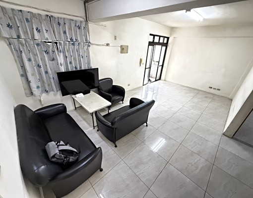 空屋三房✨可貓狗✨台水電✨可租補✨管理員✨子母車✨文心崇德 - Image 1