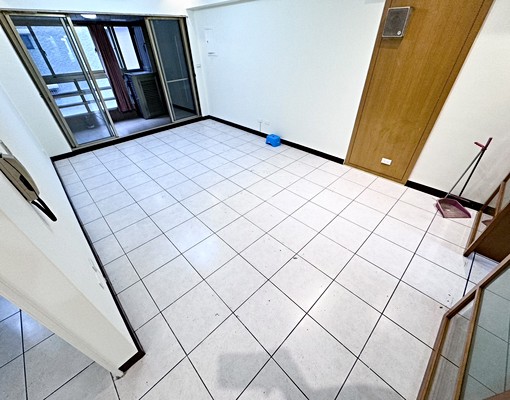 超級大文心❤大三房平車❤可租補❤傢俱自備❤中山醫 - Image 2