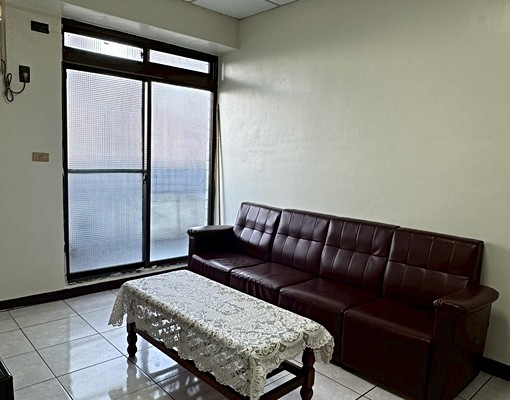 社區大樓環境寧靜.通風採光佳(可依照需求合租) - Image 2