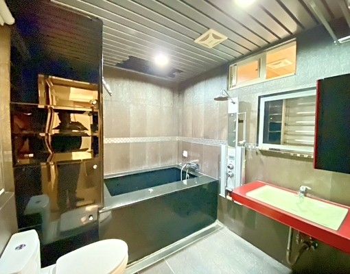 小巨蛋站-敦北衡居稀有三房-按摩浴缸、烤箱SPA-有車位 - Image 10