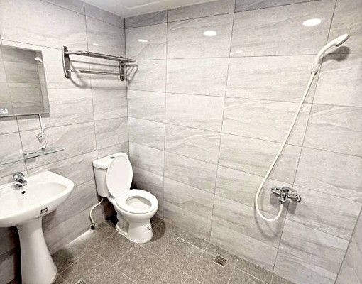 運動公園旁溫馨美屋💯💯💯租補✅ - Image 7