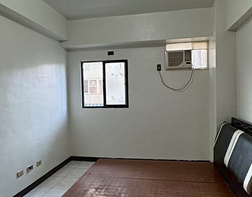 社區大樓環境寧靜.通風採光佳(可依照需求分租) - Image 7