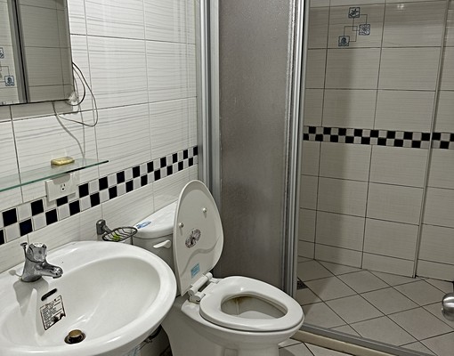 711上方靠近楊明國小 - Image 4