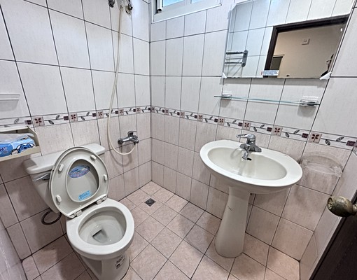 復興路便宜,乾淨,分租套房9500 - Image 4