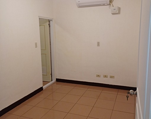 屋況好彩光佳!整層住家!屋主:陳小姐0918943945 - Image 8