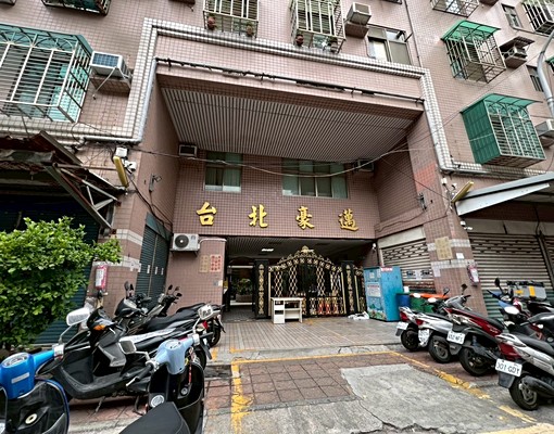 電梯套房獨立空間~大間.舒服~只租16000元 - Image 2