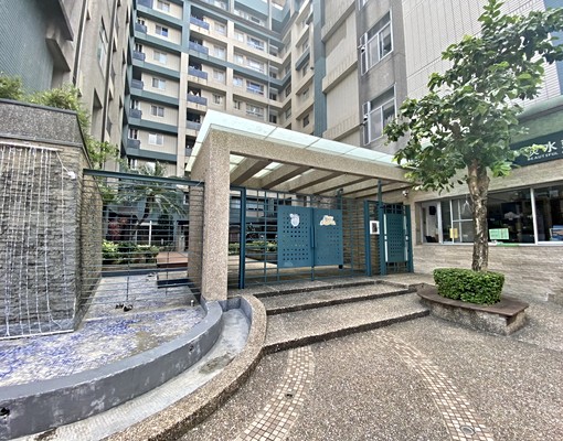 淡水站前走路就到.可租屋補助.垃圾代收.獨立陽台.台水台電 - Image 12